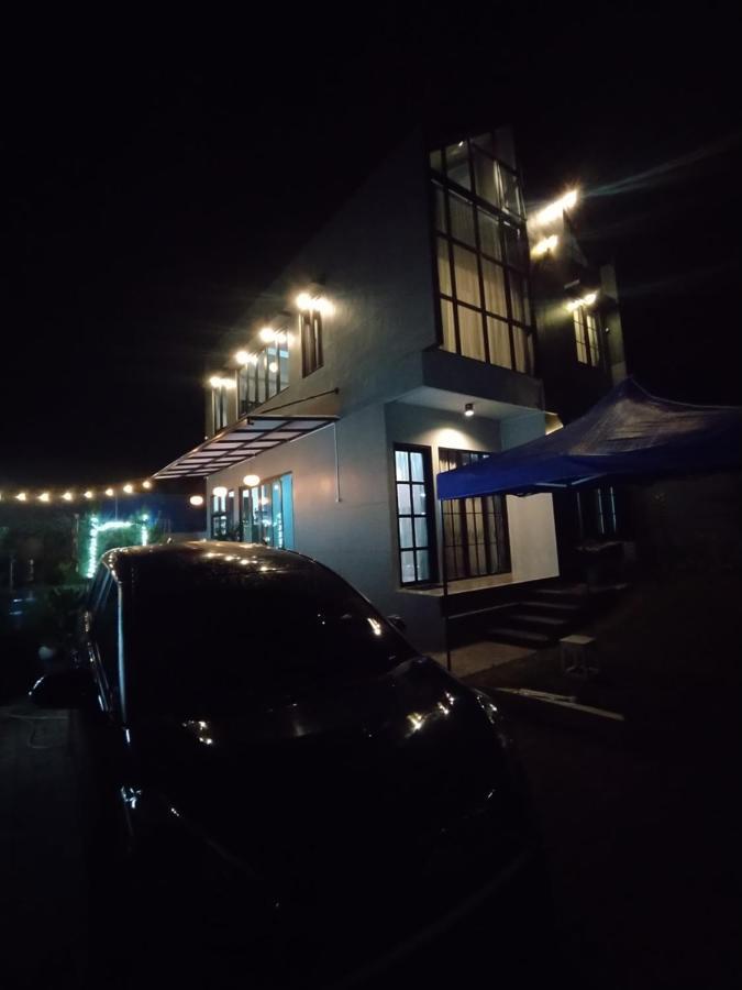 Villa Sky Garden Bogor Extérieur photo